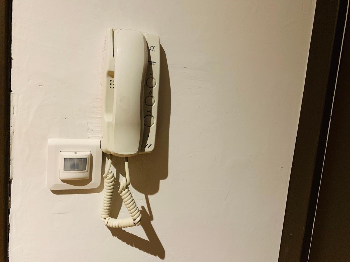 Tulipe Studio Appartement Manosque Buitenkant foto