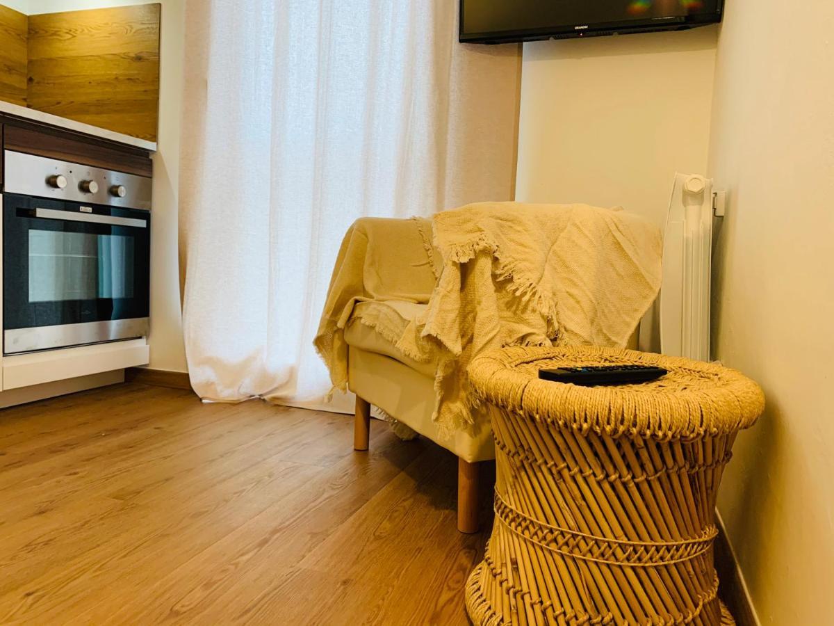 Tulipe Studio Appartement Manosque Buitenkant foto